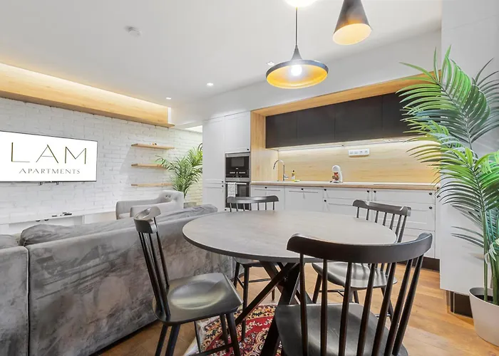 Lam Great Comfort 3br Ac 브라티슬라바